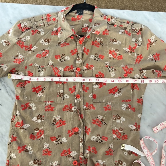 Marc Jacobs Vintage Safari Button-Up - Picture 8 of 8